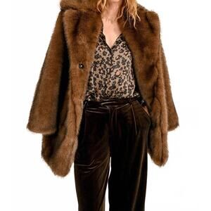 NEW MOLLY BRACKEN faux fur coat in brown